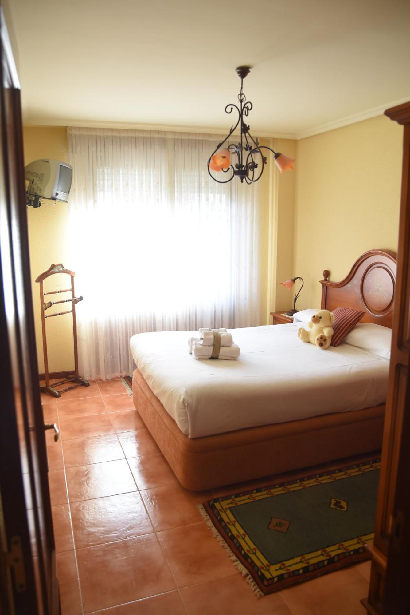 Chalet En Urbanizacion Con Piscina Argonos Ngoại thất bức ảnh